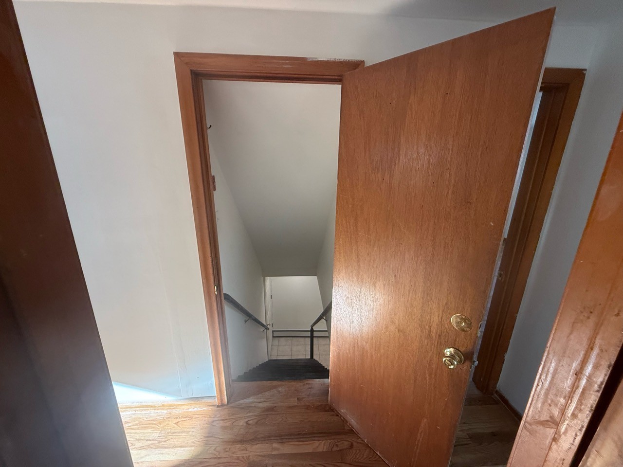 Approved basement entrance & stairs photo for Floor 1 apartment
