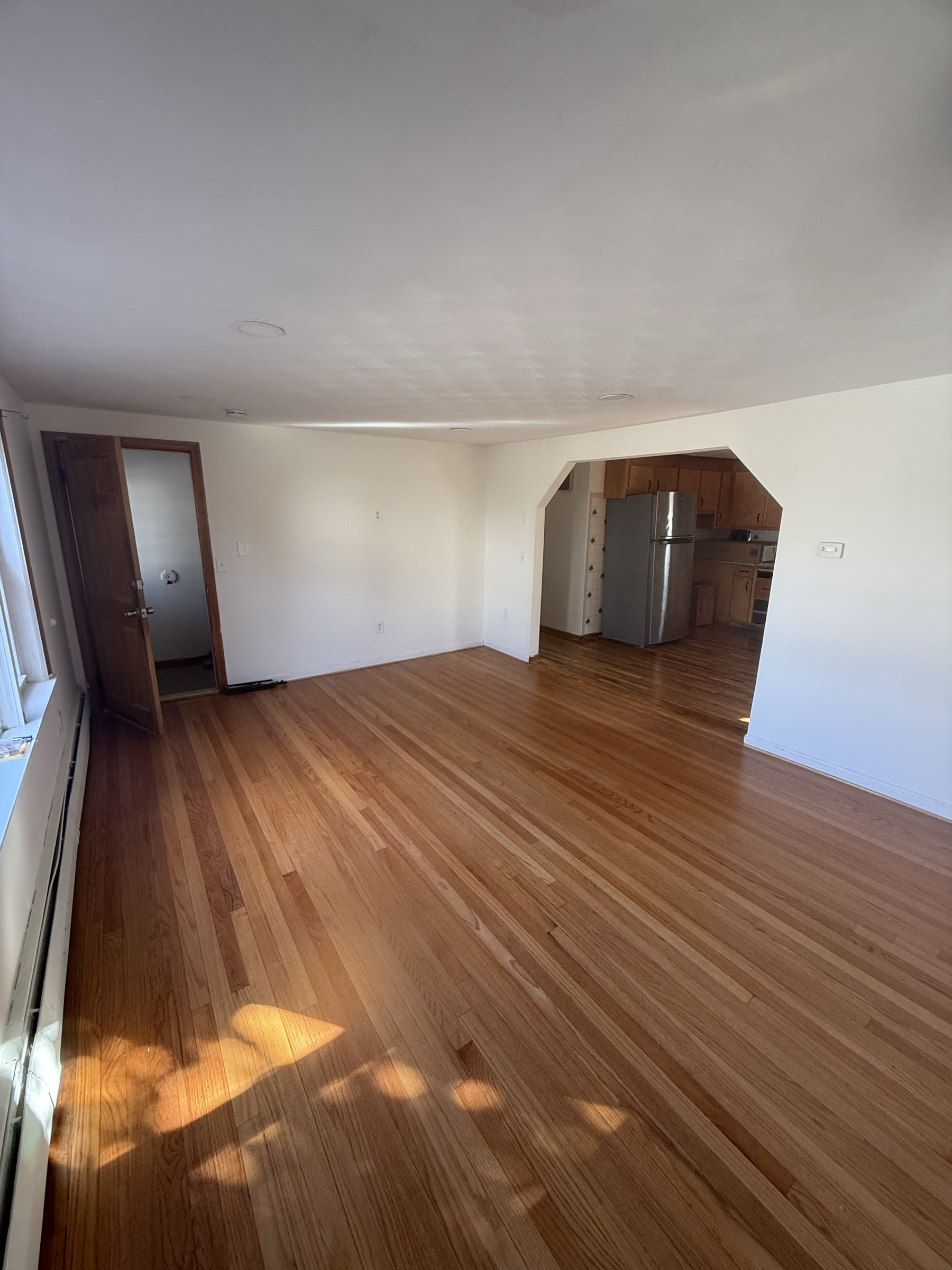 Approved living room photo for Floor 1 apartment