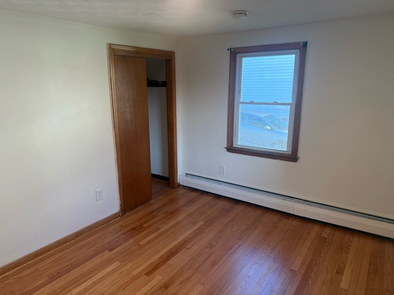 Room 2 bedroom in Floor 1 apartment